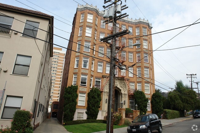 Building Photo - The Park View