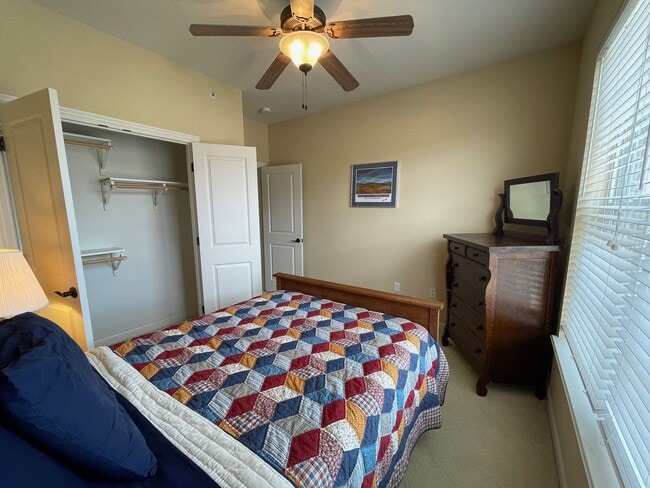 Building Photo - Fully-Furnished 3 Bedroom Condo in Smithton Crossing - Perfect for Traveling Professionals!