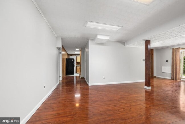 Building Photo - 222 Apple Blossom Ct