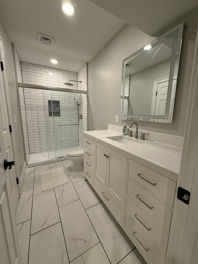Building Photo - Lake Front Luxury in Chapin!