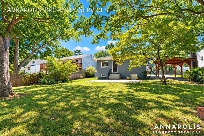 Building Photo - 1204 Breitwert Ave
