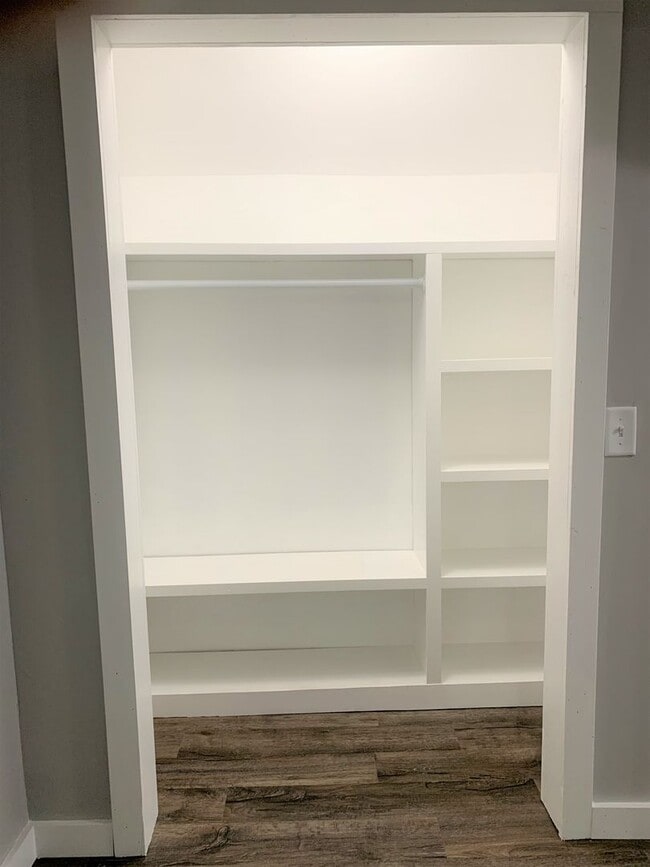 Building Photo - 624/626 Oak Street