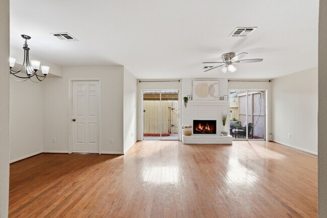 Building Photo - 14121 Lost Meadow Ln