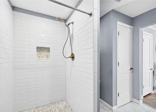 Building Photo - 2571 Temple Johnson Rd SW