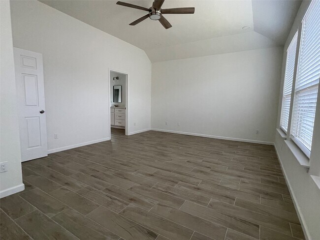 Building Photo - 4118 Guild Meadows Dr