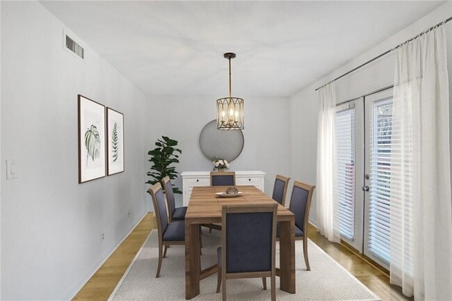 Building Photo - 3036 Vinings Ferry Dr SE