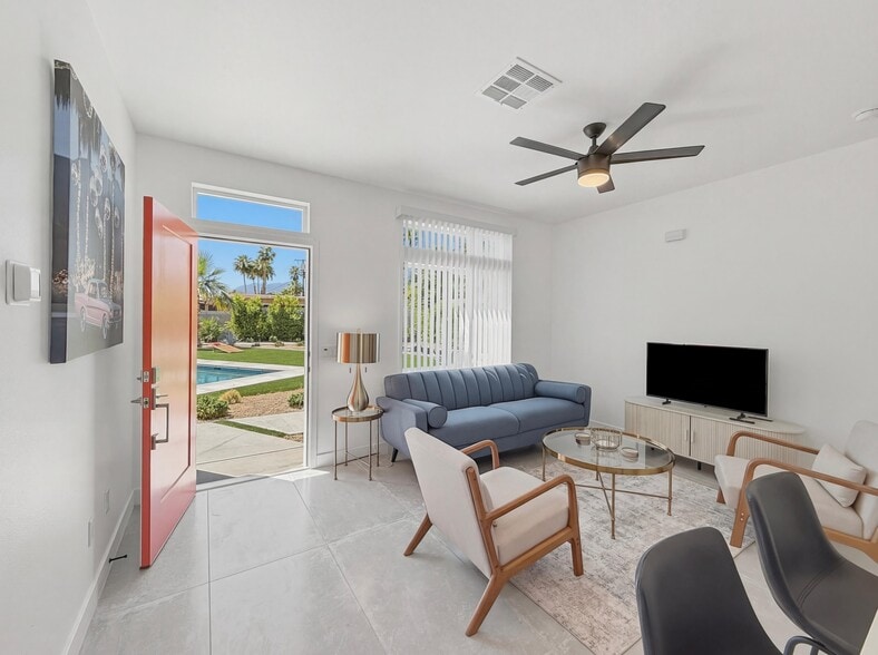 Building Photo - 2197 Jacques Dr