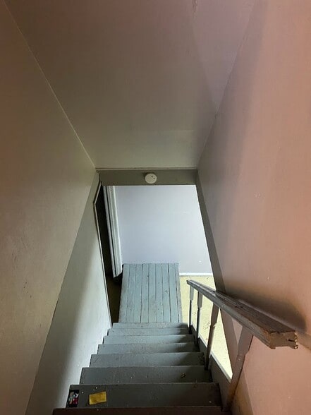 Building Photo - 10063 Coburg Lands Dr