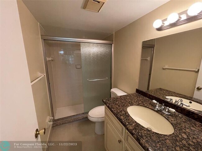 Building Photo - 12222 Royal Palm Blvd