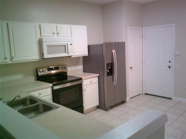 Building Photo - 6292 Twain St