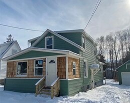 Building Photo - 310 Pleasant Ave