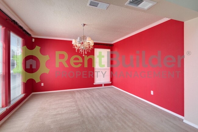 Building Photo - $MOVE IN SPECIAL PRICING$ 999.00 FIRST FULL MONTHS RENT.