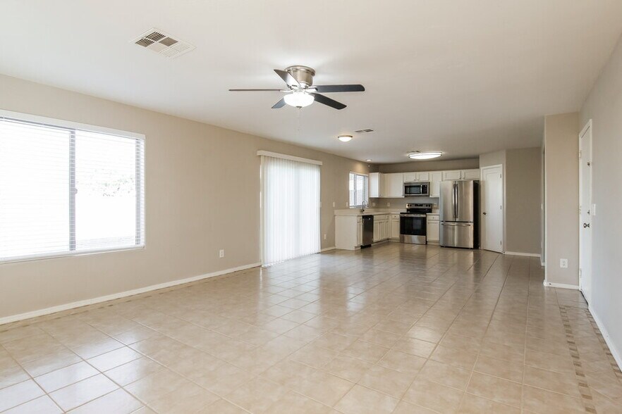 Building Photo - 1588 S 220th Ln