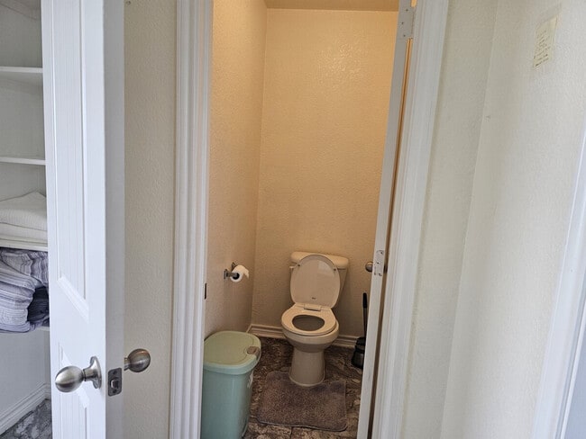 Building Photo - 2713 Montague County Dr