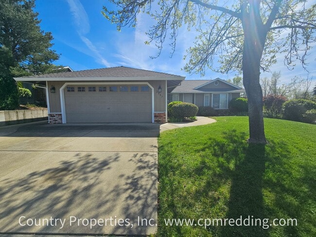Building Photo - Light & Bright 3-Bedroom House in Ravenwood Subdivision Available Now!