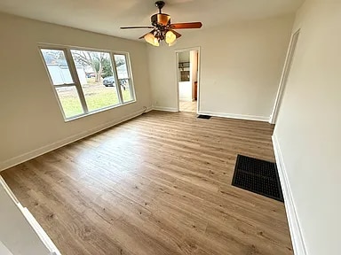 Building Photo - 517 Beckman St