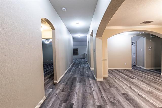 Building Photo - 414 Tarpan Trail