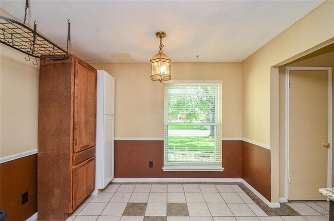 Building Photo - 7851 Battlepine Dr