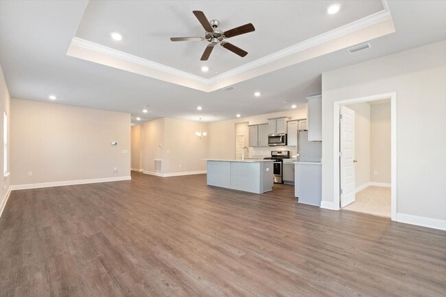 Building Photo - UPCOMING LISTING -WITH LAWNCARE- IN STONEBRIDGE