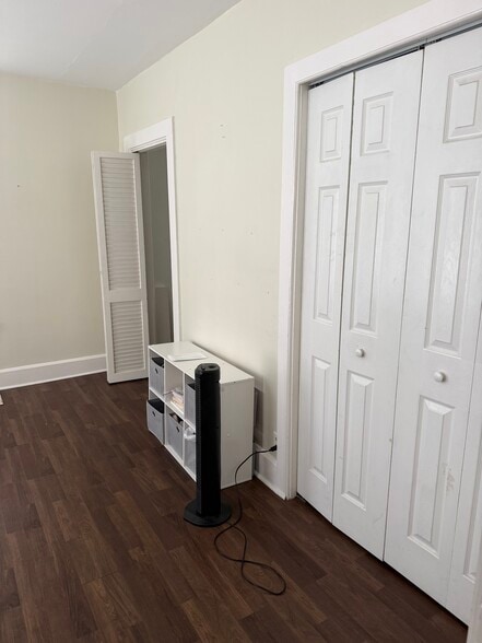 Bedroom - 127 N 6th St