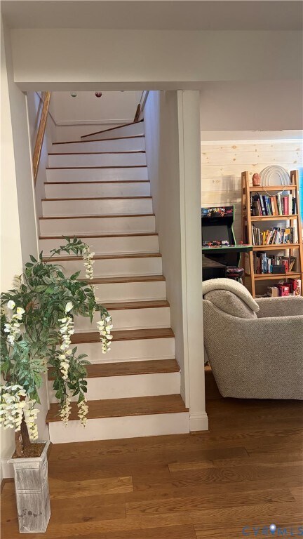 Building Photo - 2502 Brookwood Rd