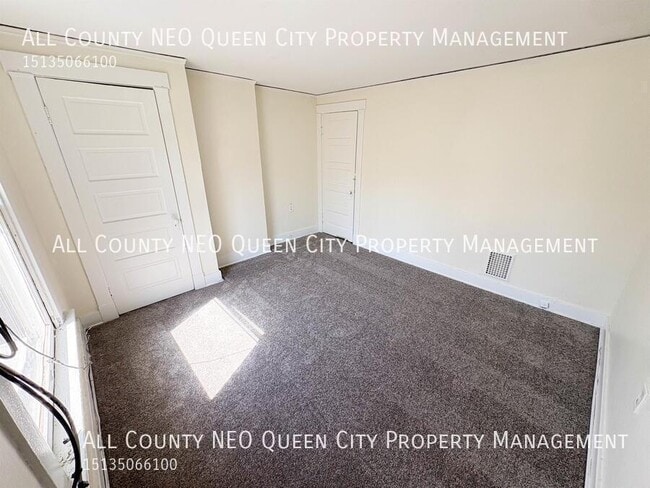 Building Photo - 124 Wroe Ave