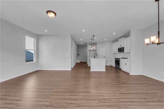 Building Photo - 865 York Aly