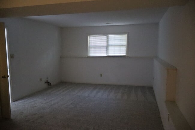 Building Photo - 1900 S El Dorado Dr