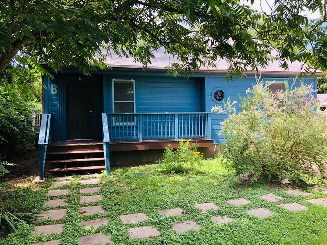 Building Photo - 1511 Redd St