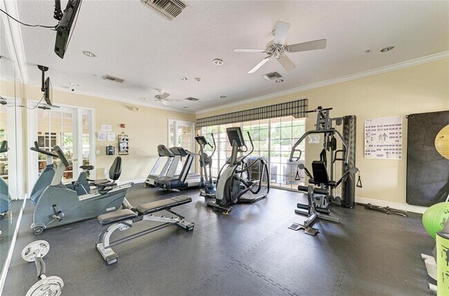 Building Photo - 8143 Miramar Way