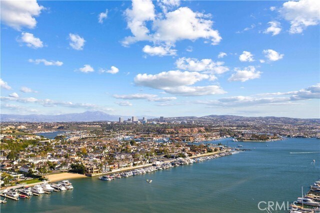 Building Photo - 2411 Bayshore Dr