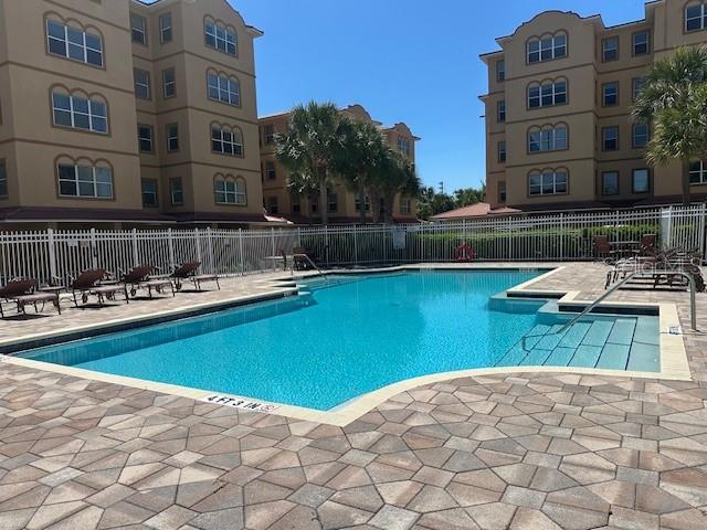 Building Photo - 606 Wells Ct