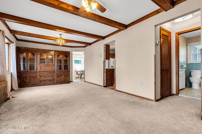 Building Photo - 501 Cable Ave