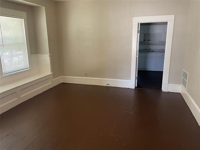 Building Photo - 1118 N Zang Blvd