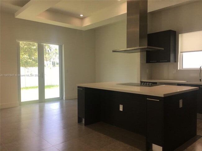 Building Photo - 8258 NW 33rd Terrace