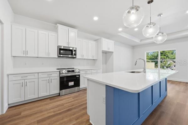 Building Photo - 6726 SW 10th Ln