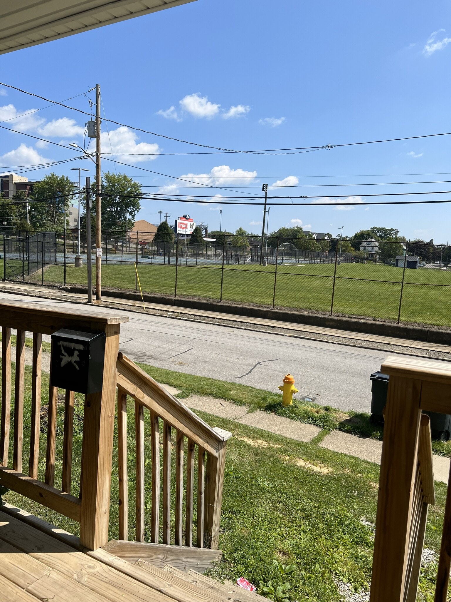 Building Photo - 454 Kling St