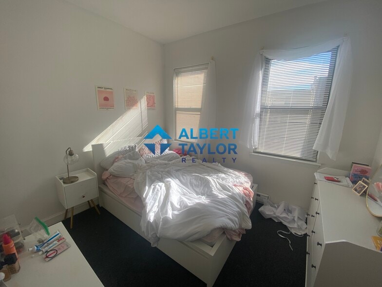 Building Photo - 41 Cunard St