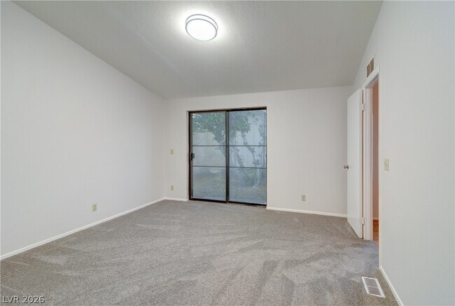Building Photo - 5620 Hobble Creek Dr