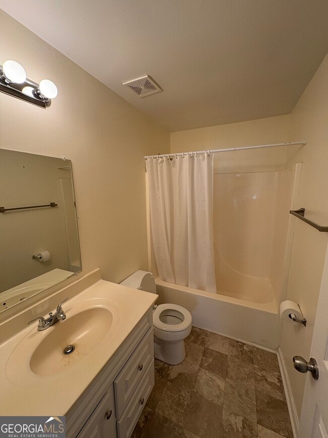 Building Photo - 294 Oliver Ridge Dr