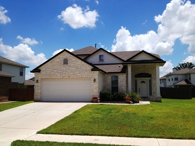 Building Photo - Bauerle Ranch Gem with Space, Style, and P...