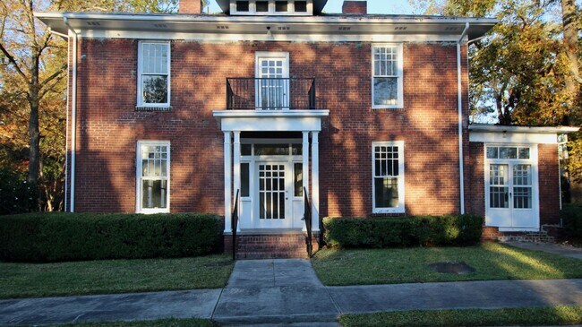 Primary Photo - Exclusively Offered by Muse Realty Rentals...