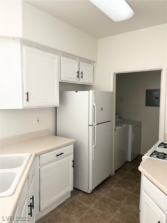 Building Photo - 7119 S Durango Dr