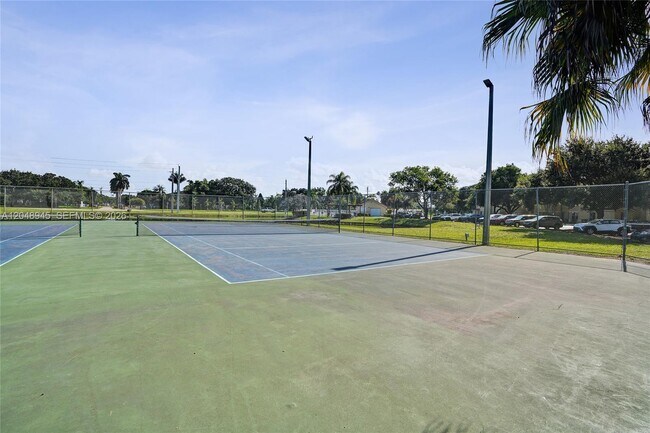 Building Photo - 12760 Vista Isles Dr