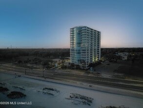 Building Photo - 2060 Beach Blvd