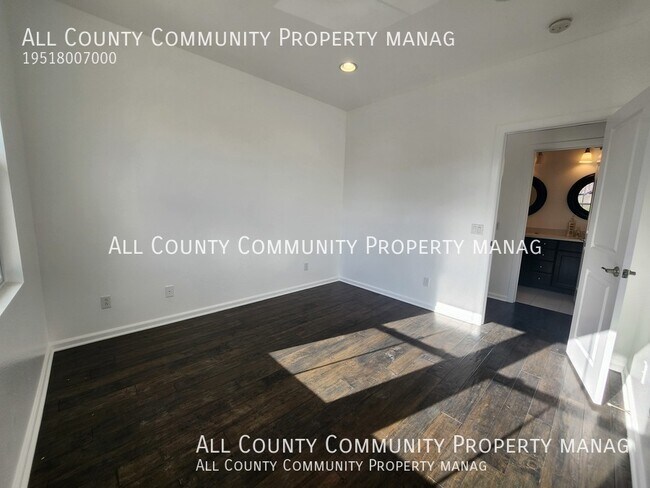 Building Photo - 43 Los Indios