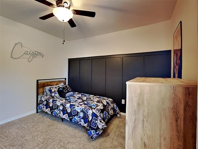 Building Photo - 12505 Edison Dr