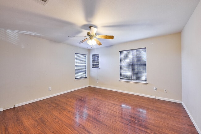 Building Photo - 7205 Alegre Pass