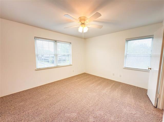 Building Photo - 8636 Strathmore Dr