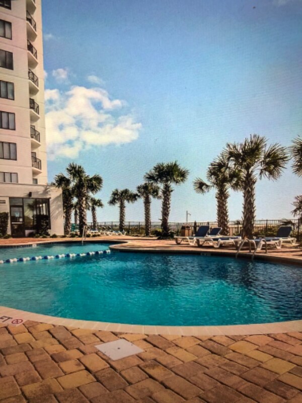 Building Photo - 1605 S Ocean Blvd